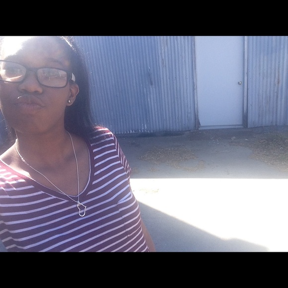 Meet your Posher, Chariesa - Picture 1 of 1