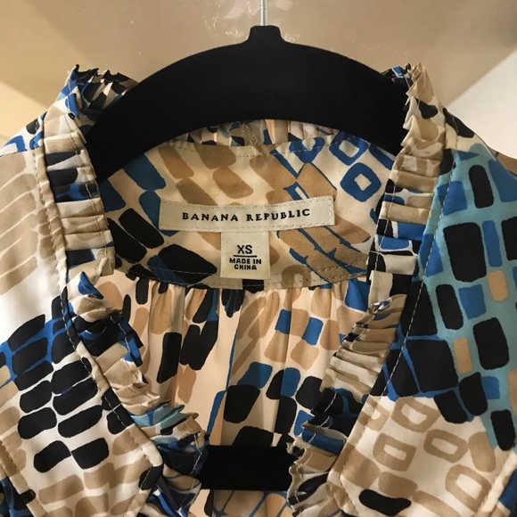 Banana Republic 100% Silk Patterned Blouse XS - Picture 3 of 6
