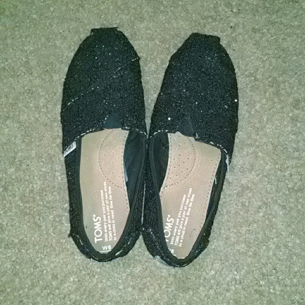 Toms
