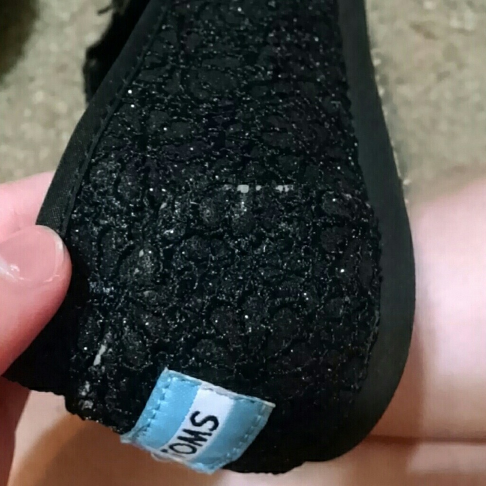 Toms - Picture 4 of 4