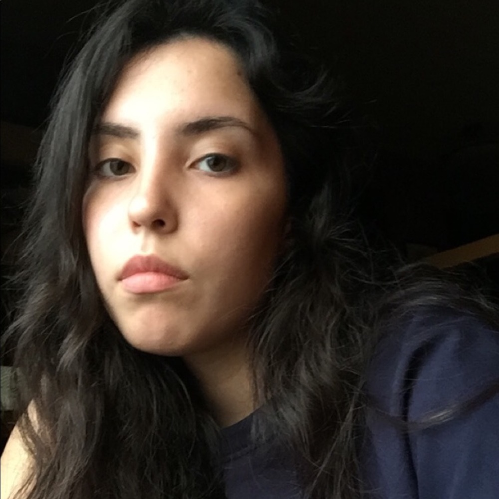 Meet your Posher, Olivia