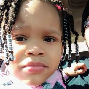 Meet your Posher, Devonte