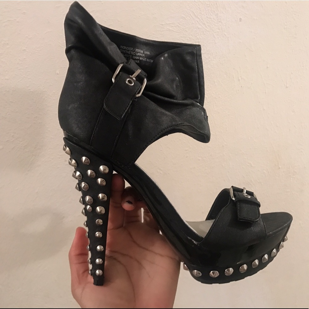 Black Studded Pumps