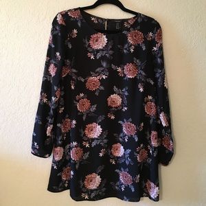 Forever 21 Floral long sleeve dress