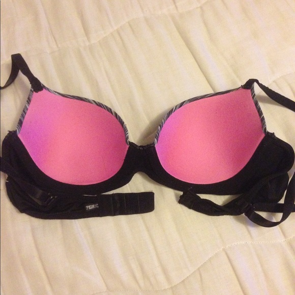 PINK VS BRA (PRICE IS NEGOTIABLE) - Picture 2 of 3