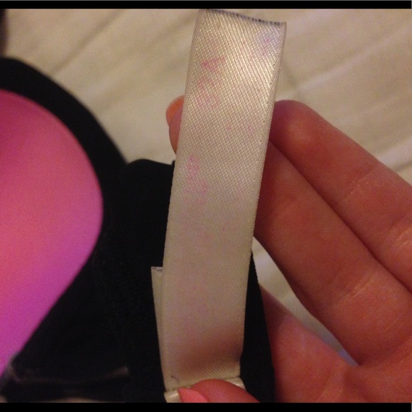 PINK VS BRA (PRICE IS NEGOTIABLE) - Picture 3 of 3