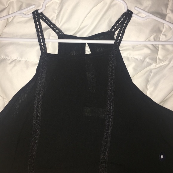 NWT Hollister Tank - Picture 2 of 3