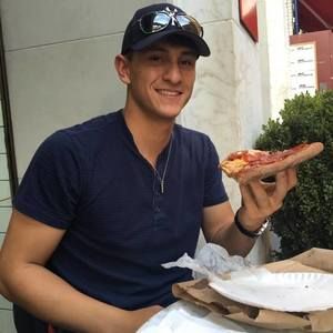 Meet your Posher, Raul