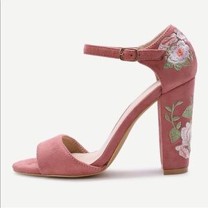 Pink flower embroidered heel sandals