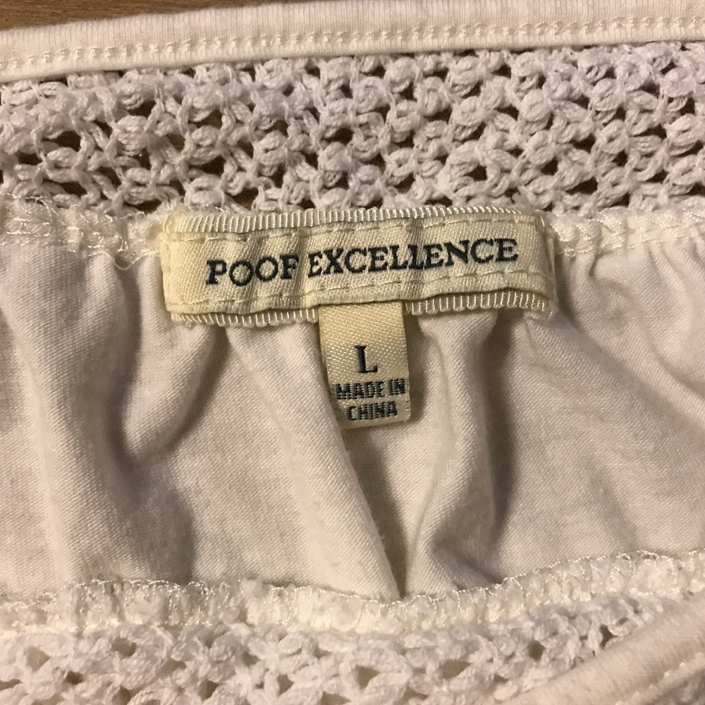 Cute Ivory Top! - Picture 3 of 8