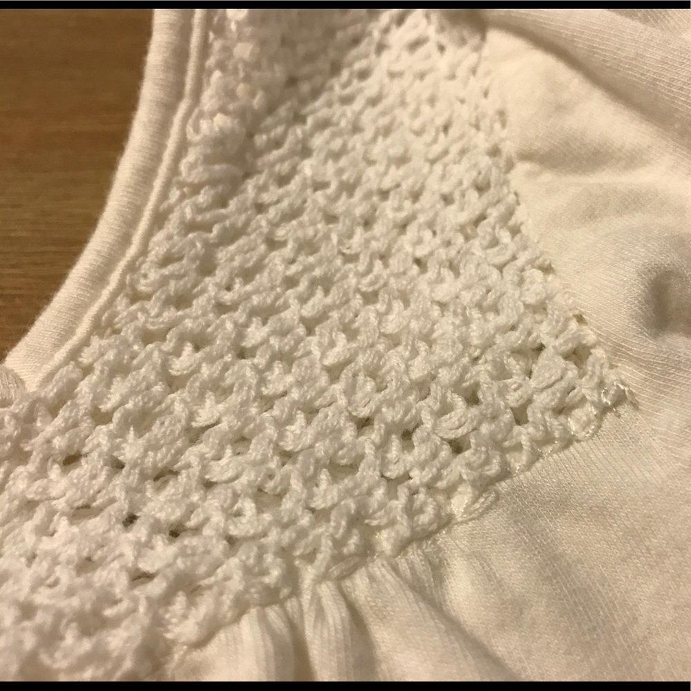 Cute Ivory Top! - Picture 6 of 8