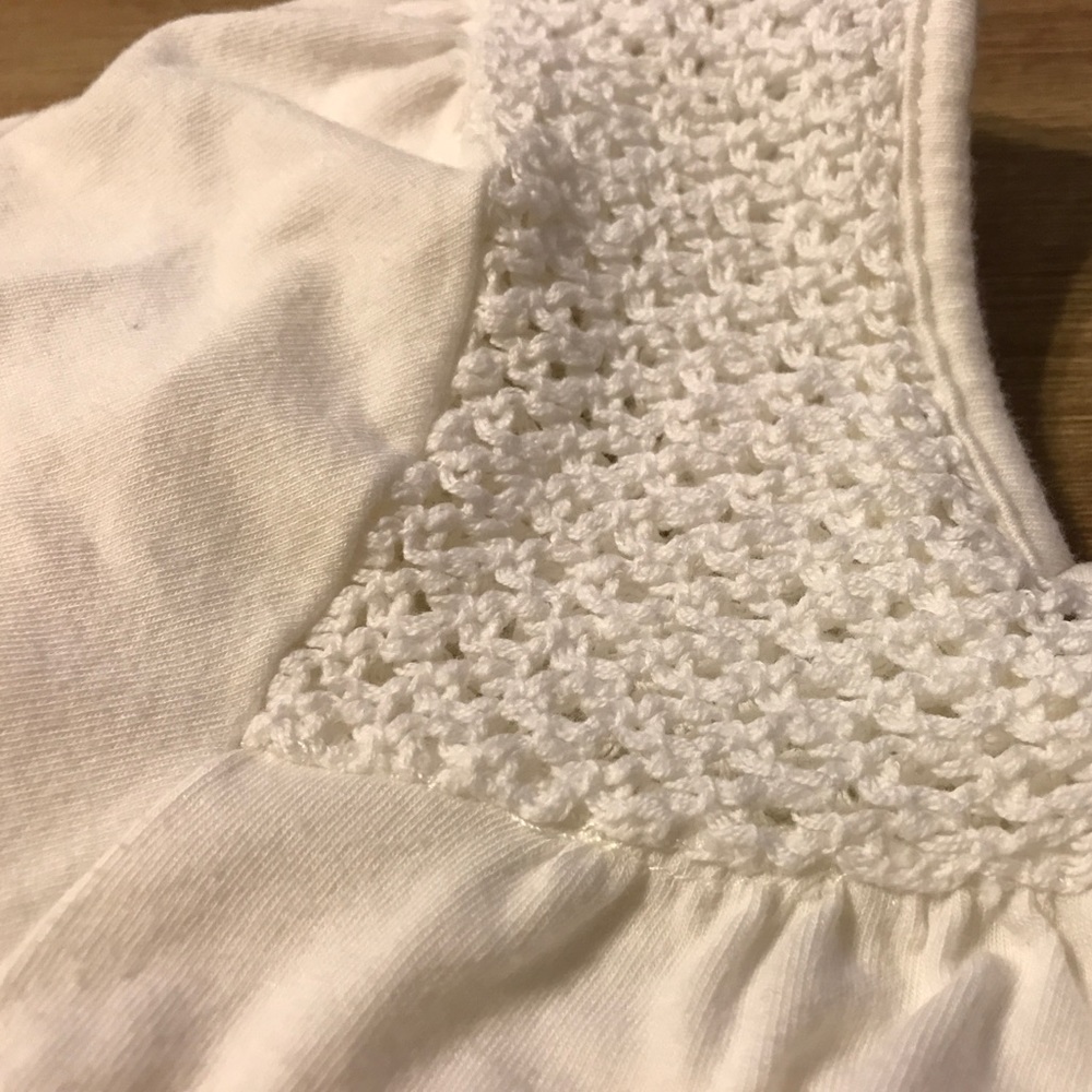Cute Ivory Top! - Picture 7 of 8