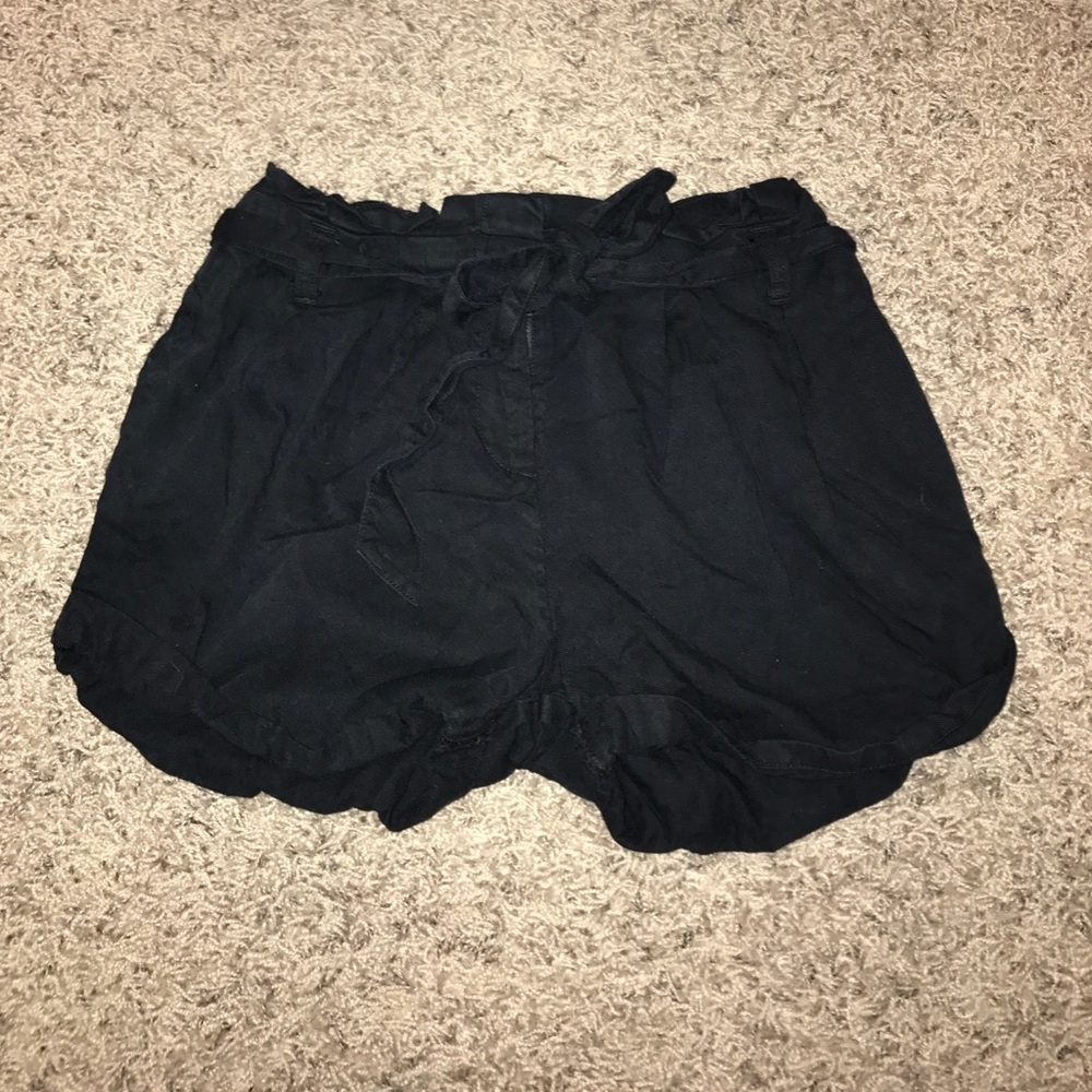 Abercrombie & Fitch black loose shorts