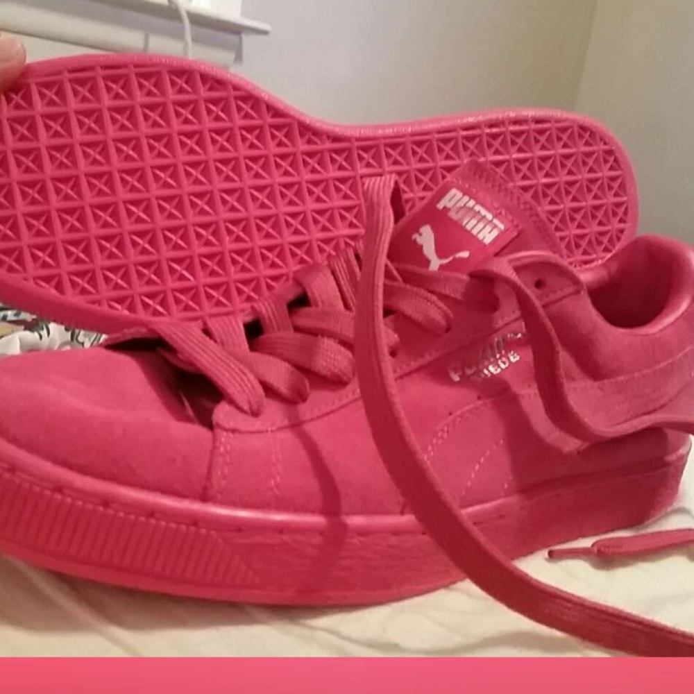 Puma men's suede sneakers