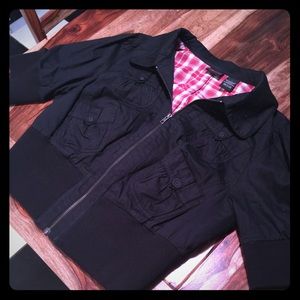 Torrid Cropped short sleeve jacket