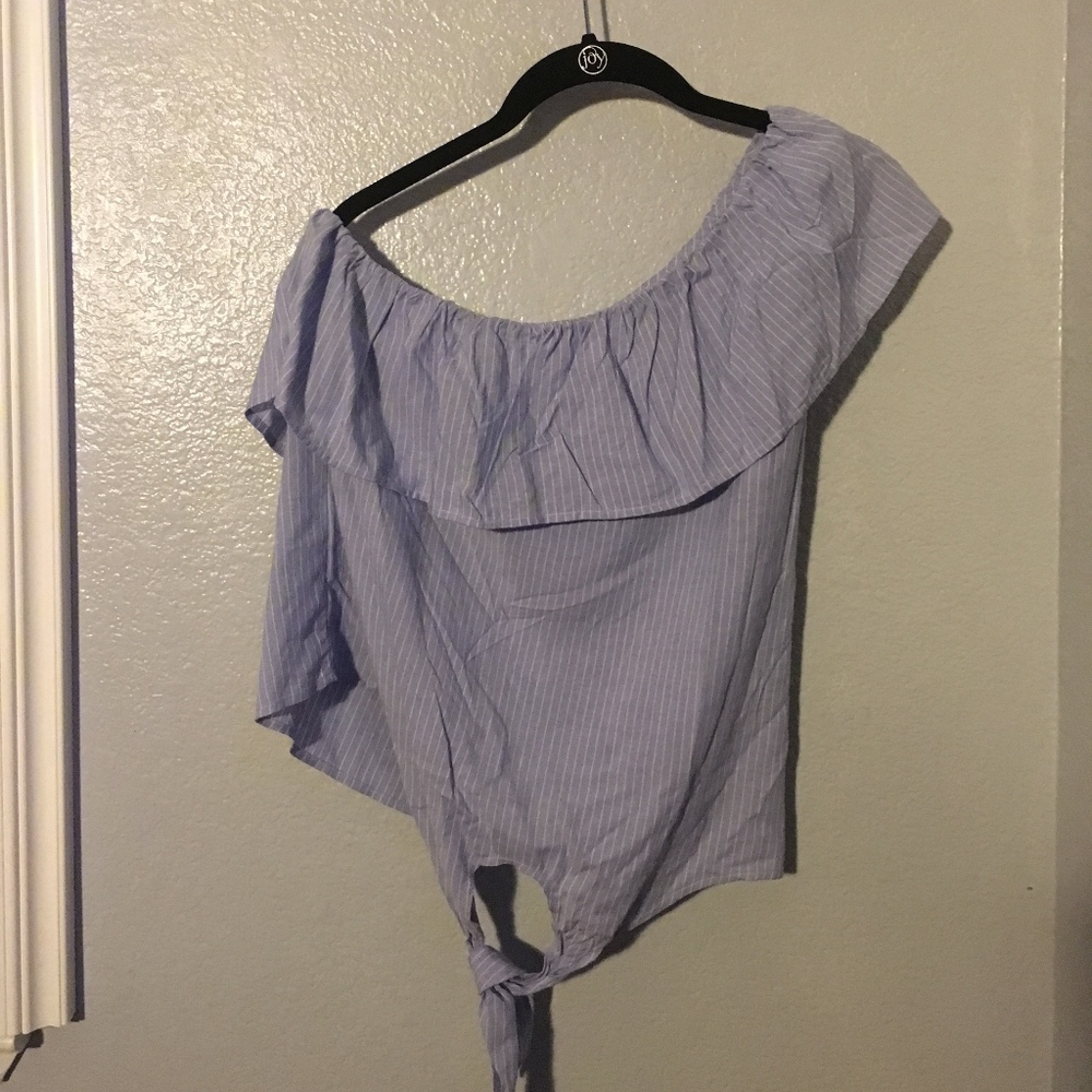 One Shoulder Ruffle Top - Picture 2 of 3