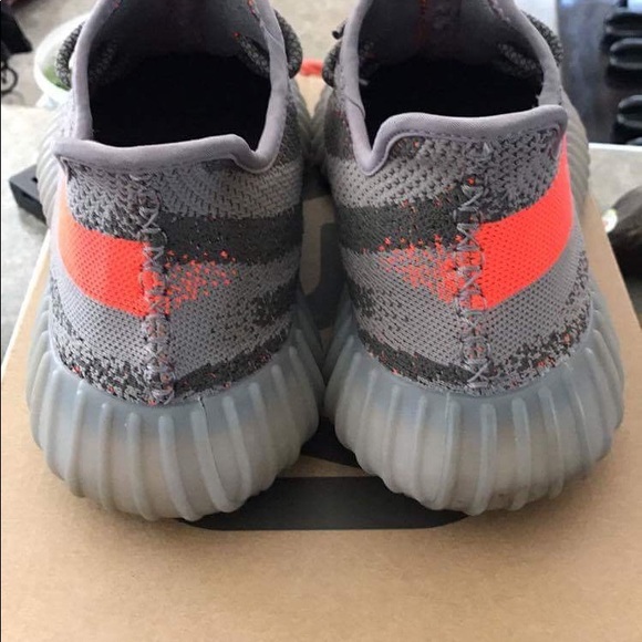 100% authentic V2 Bred/Beluga. Get at em! - Picture 4 of 8