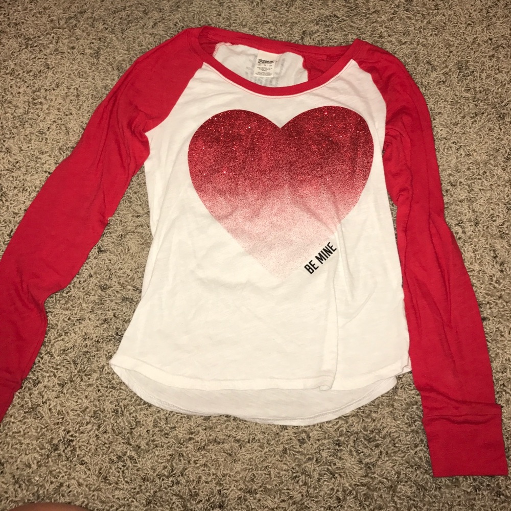 VS tee