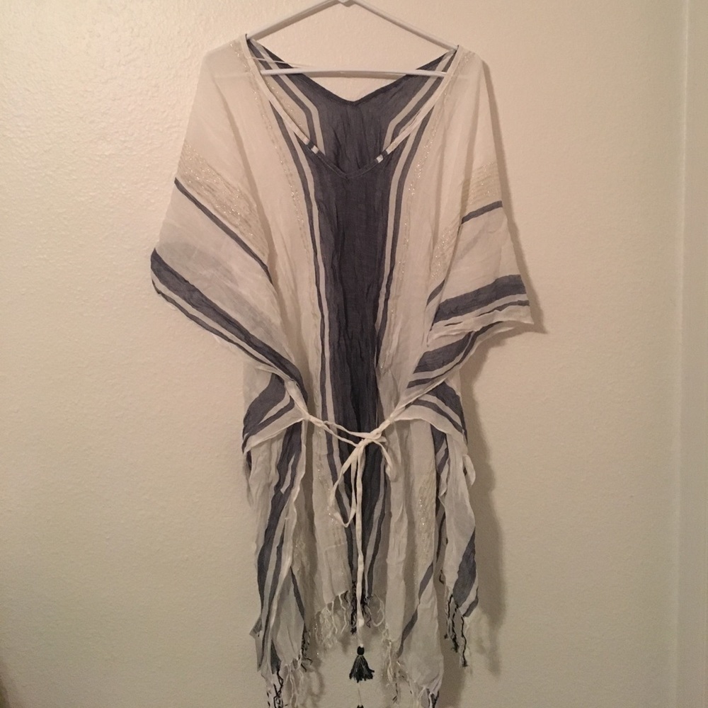 H&M beach cover up! *Brand New*