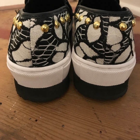 Steve Madden Slick Slip-on Platform Sneakers - Picture 4 of 5