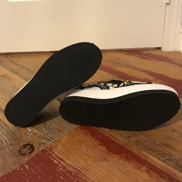 Steve Madden Slick Slip-on Platform Sneakers - Picture 5 of 5