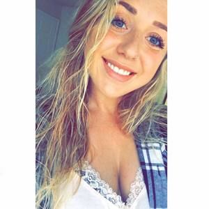 Meet your Posher, Courtney