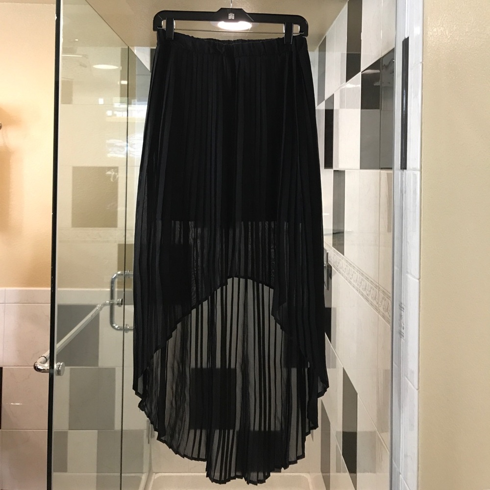 Lush Sheer Black Pleated Hi-Low Maxi Skirt size S