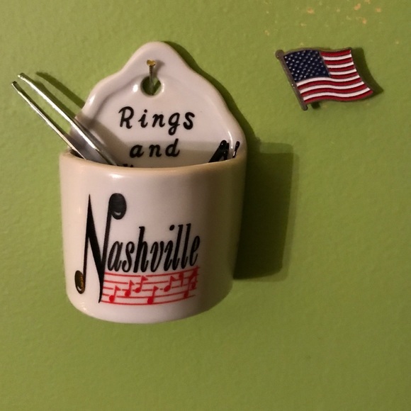 Nashville, TN souvenir - Picture 4 of 4