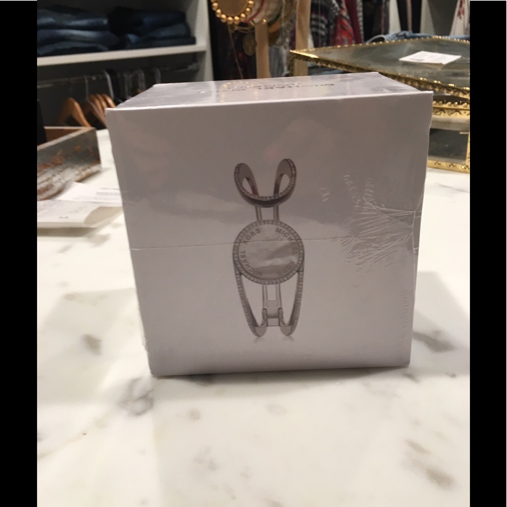 Michael Kors Access Activity Tracker