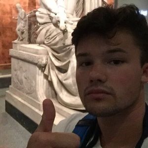 Meet your Posher, Dylan