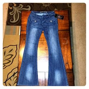 Almost famous dark wash jeans size 5