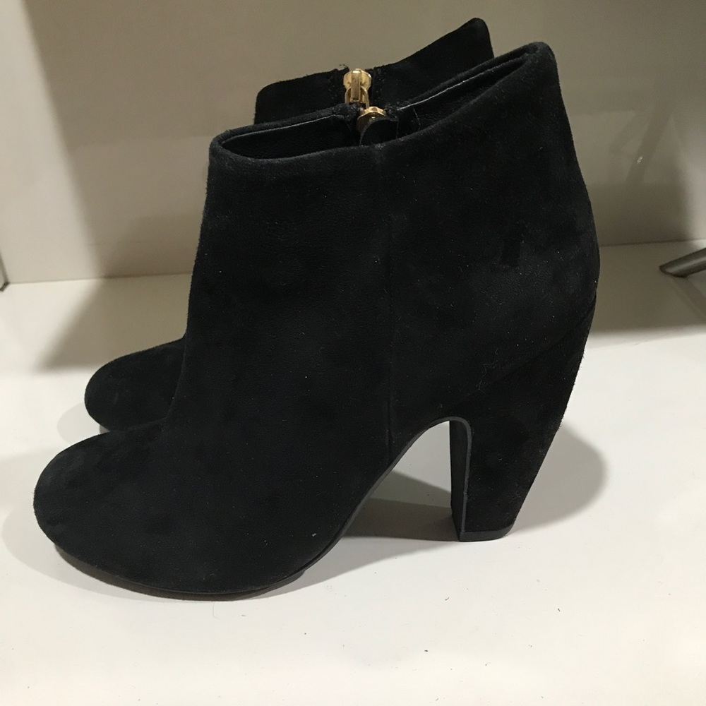 Steve Madden high heel ankle boots size 7
