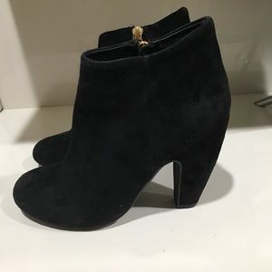 Steve Madden high heel ankle boots size 7
