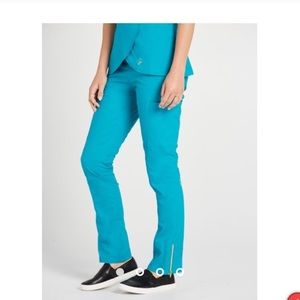 Jaanuu scrub The Moto pants