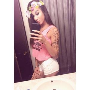 Meet your Posher, Kendall