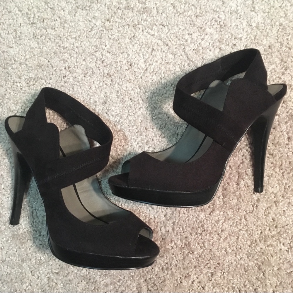 Black heels 🖤
