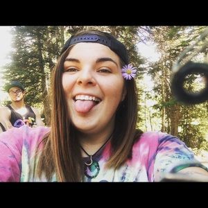 Meet your Posher, Haley