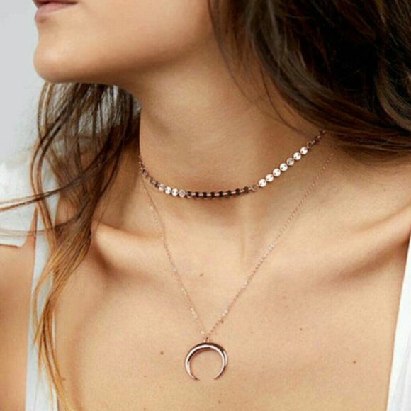 Crescent Luna moon layered necklace chocker - Picture 4 of 4