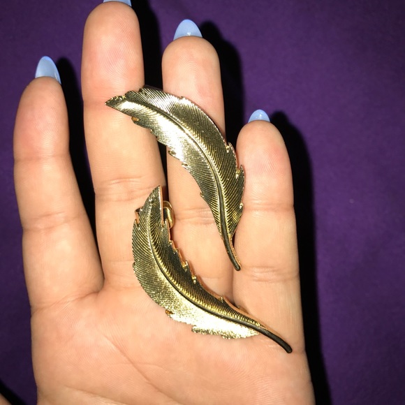 gold leaf ear cuffs - Picture 1 of 7