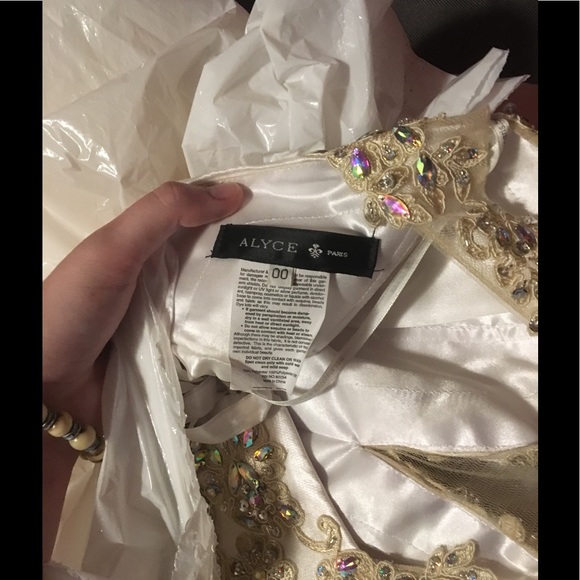 Alyce prom dress - Picture 2 of 2