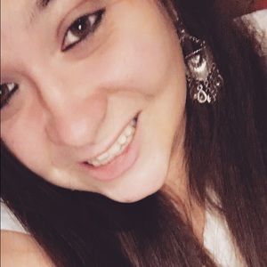 Meet your Posher, Kimberly