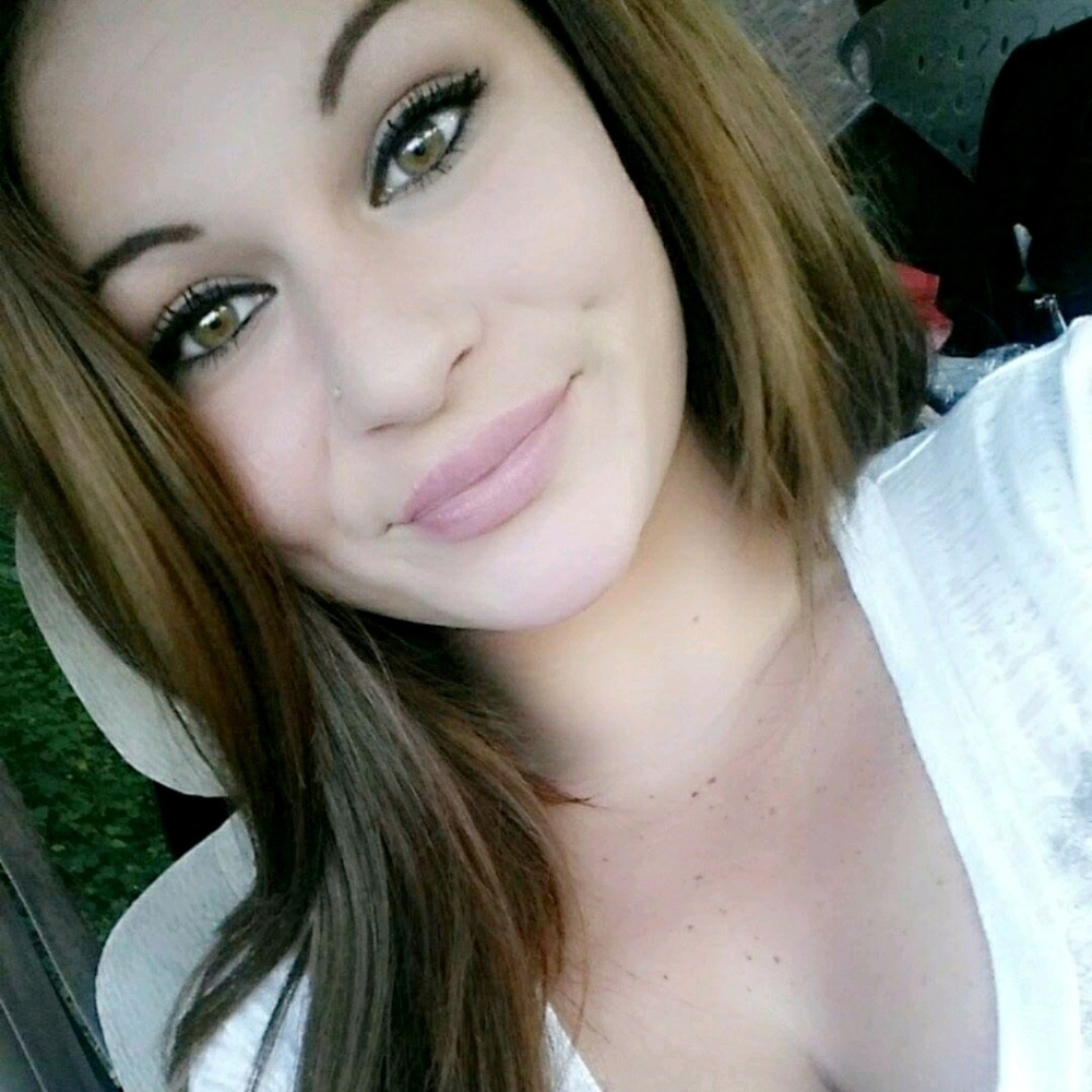 Meet your Posher, Kaysandra