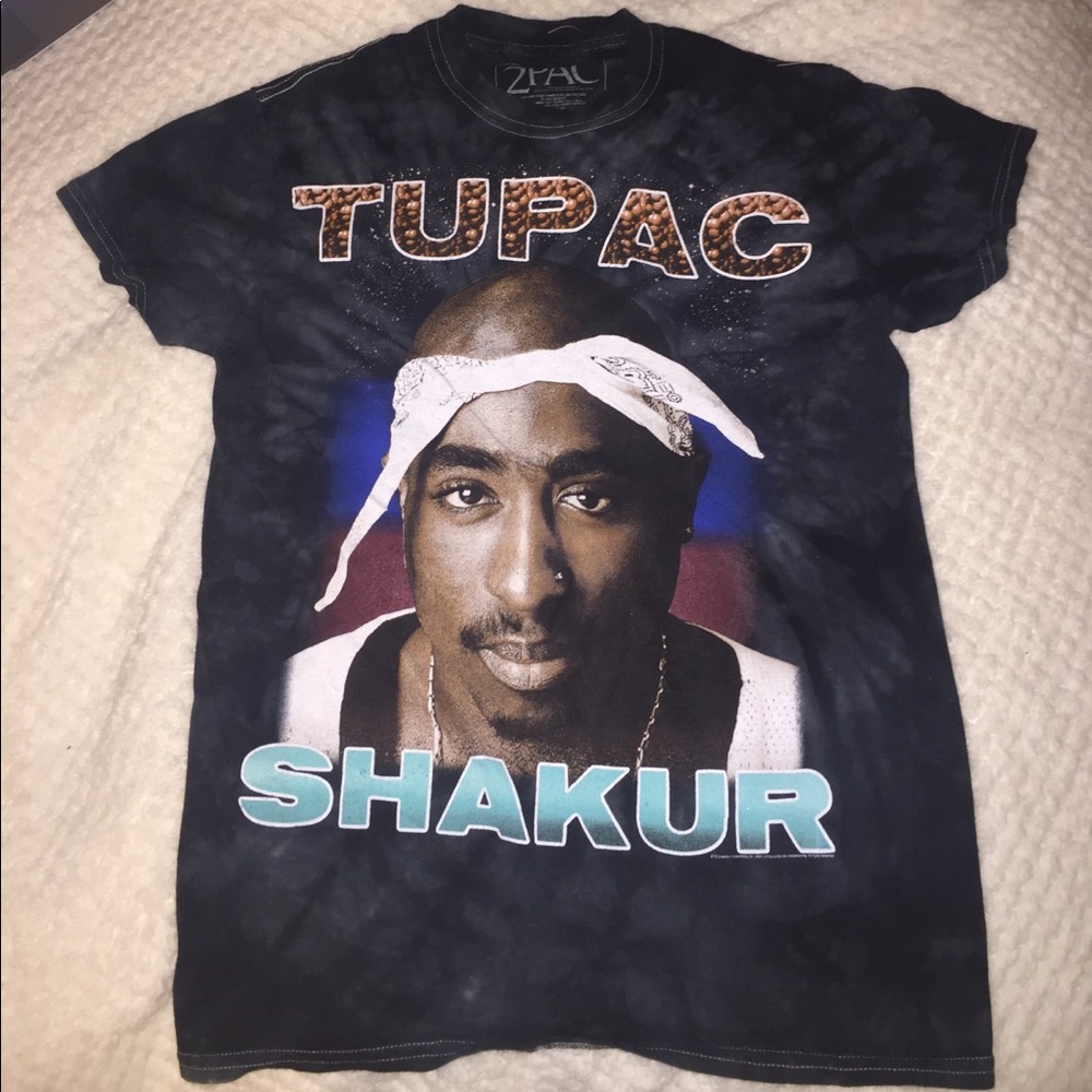 Never worn urban outfitters Tupac shirt