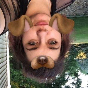 Meet your Posher, Laurel