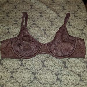 Victoria's secret  in lines perfect coverage