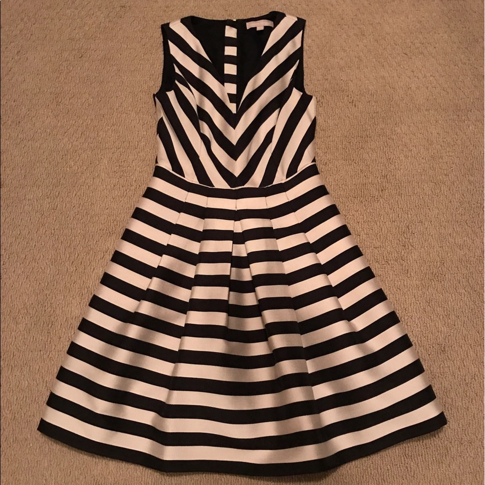 Banana Republic black and white striped dress