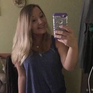 Meet your Posher, Lauren