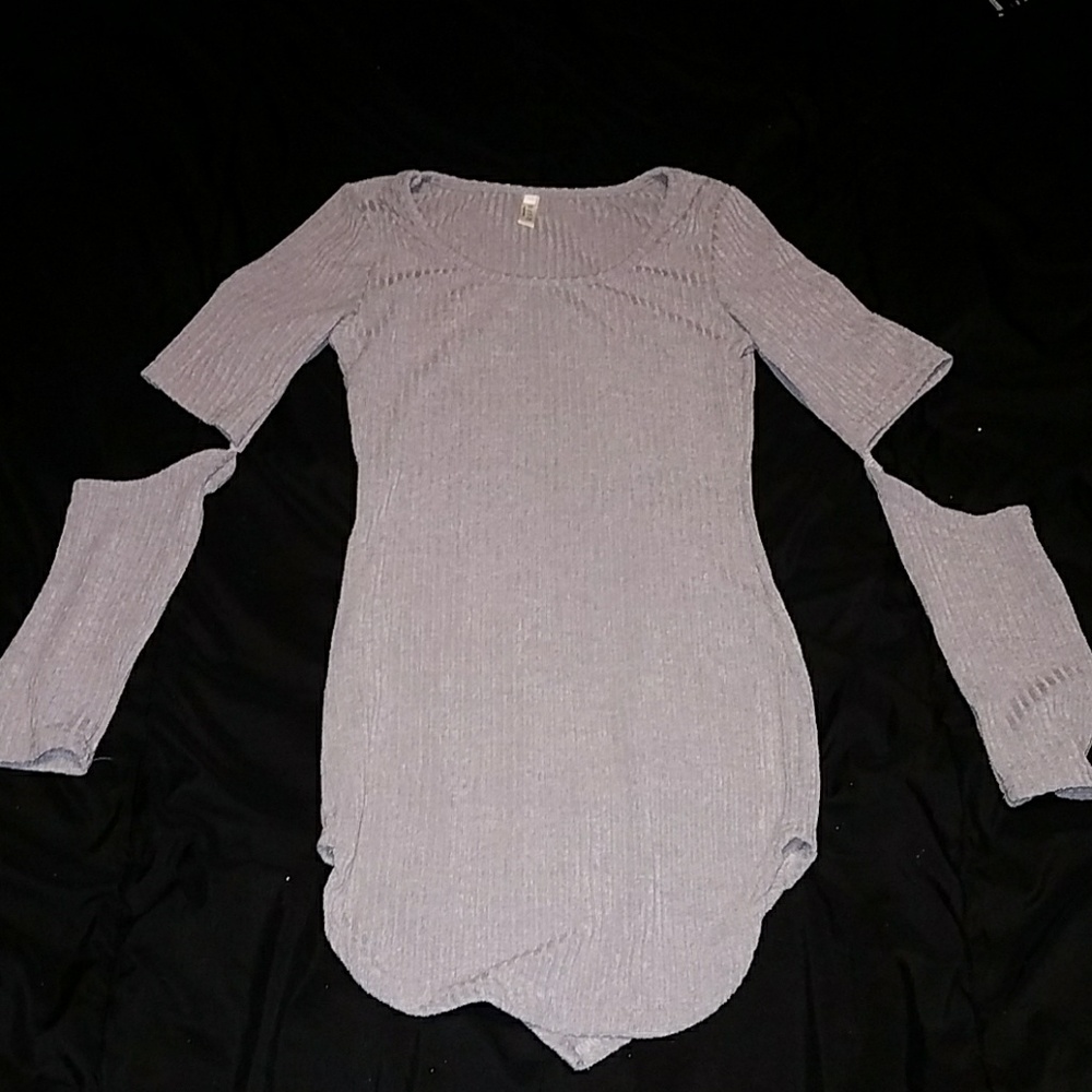 Gray cut-out sleeved top