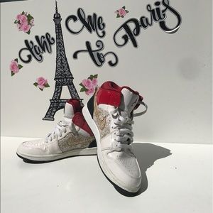 Women's Nike   Air Jordan shoes