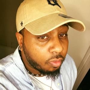 Meet your Posher, Aaron